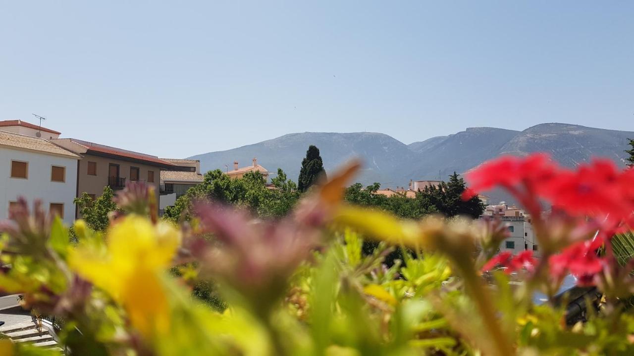 Posada Alpujarra Sol Орхива Екстериор снимка